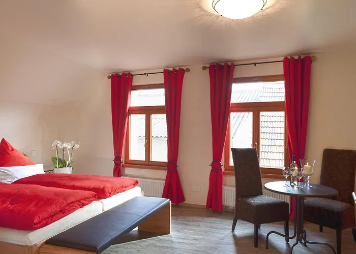 住宿加早餐酒店 Gaestezimmer Im Familienweingut Raeder Hillesheim (Mainz-Bingen)